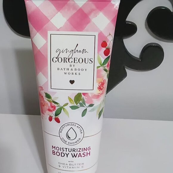 Bath and body Works GINGHAM GLORIOUS 3 PIECE GIT SET - Picture 7 of 8